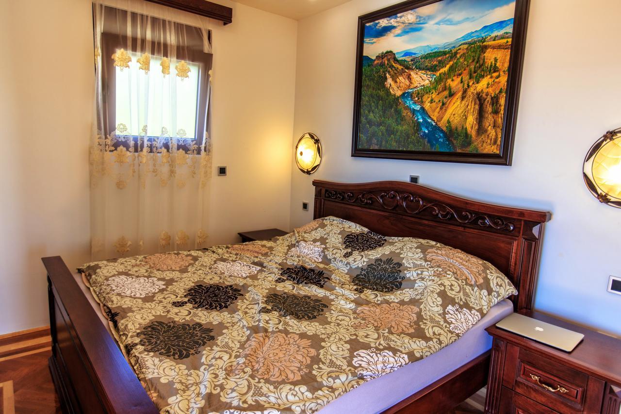 Compass Aparthotel Добра-Вода Экстерьер фото