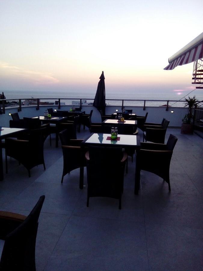 Compass Aparthotel Добра-Вода Экстерьер фото